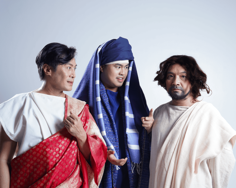 [PILATO] L-R Jerome Ferguson (Pilato), Jeremy Manite (Caiaphas), Noel Rayos (Hesus)